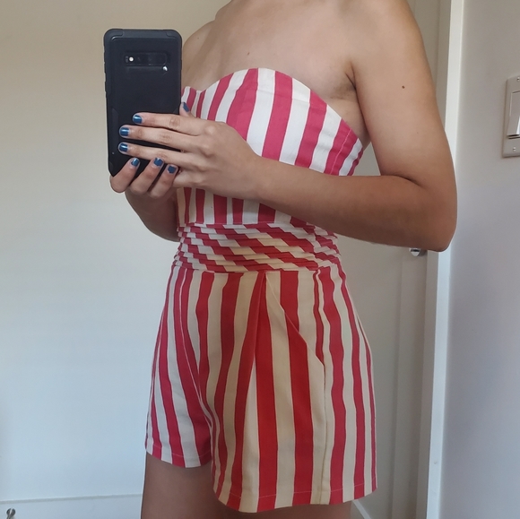 Super Cute Strapless Candy Striper Romper - Picture 12 of 13